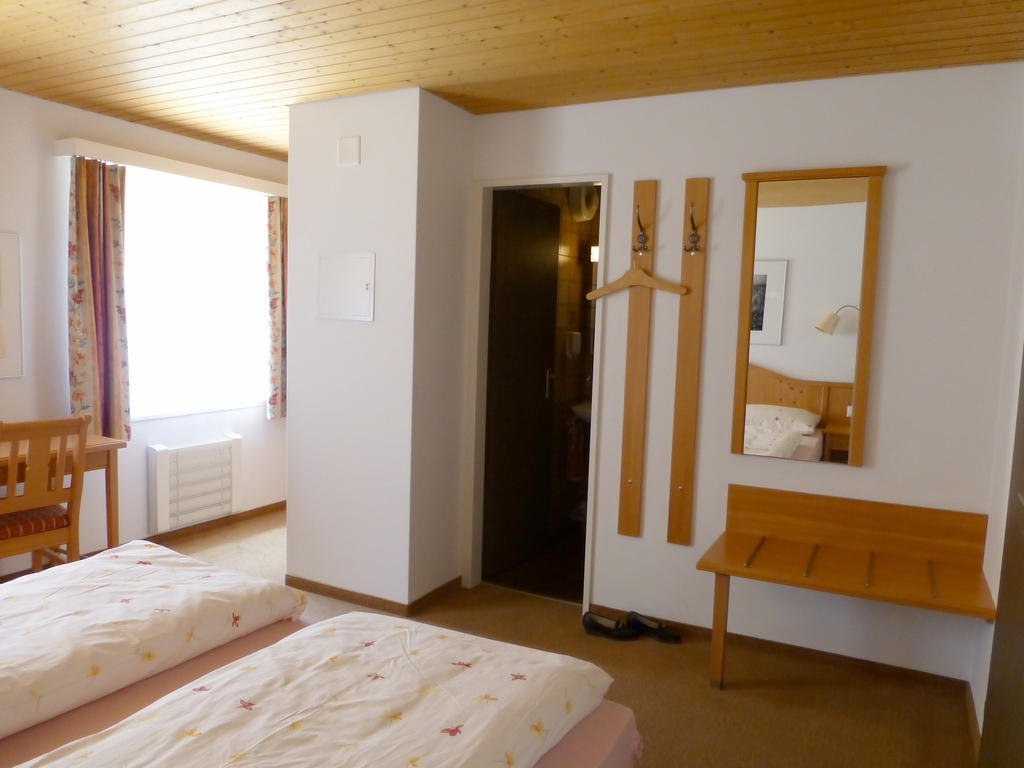 Berghotel Obersee Naefels Bilik gambar