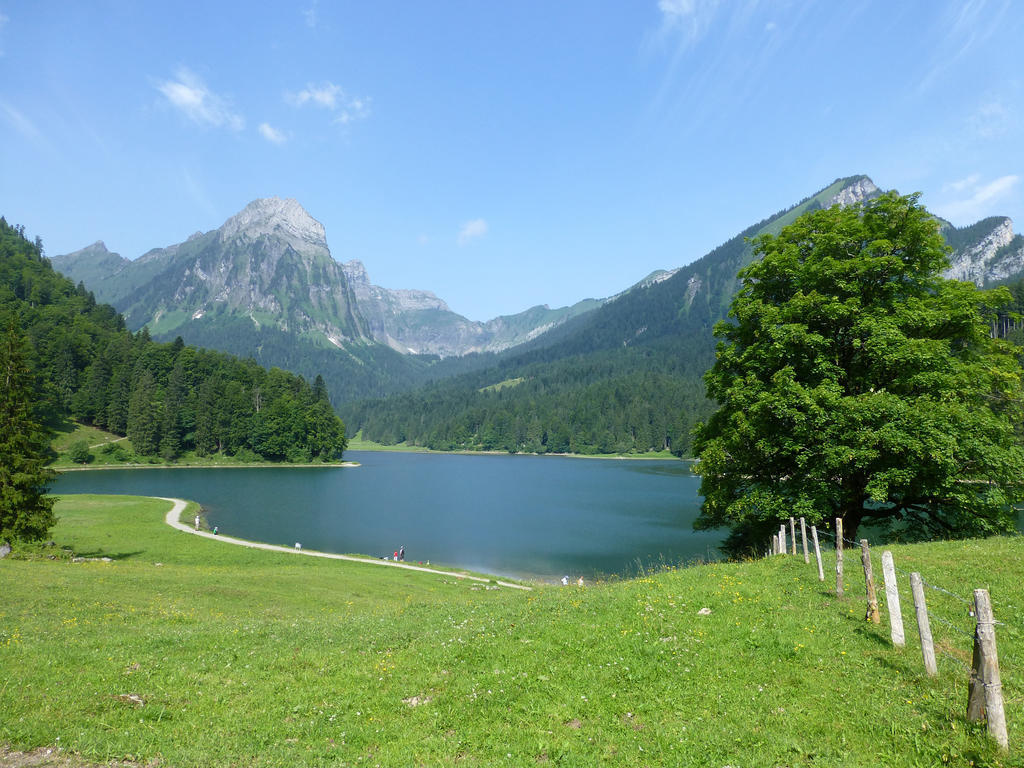 Berghotel Obersee Naefels Luaran gambar